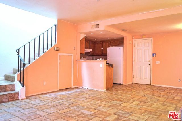 732 N Figueroa Street, Santa Ana, CA 92703