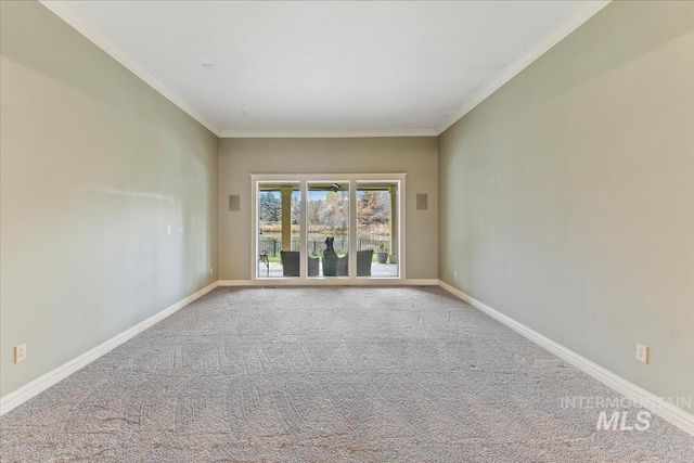 5280 N Lakemont Ln, Garden City, ID 83714