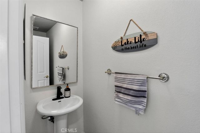 26502 Blue Water Road, Helendale, CA 92342