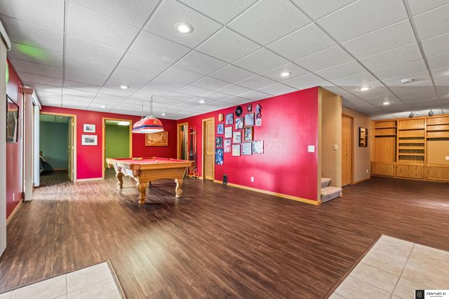 21935 Granada Street, Gretna, NE 68136