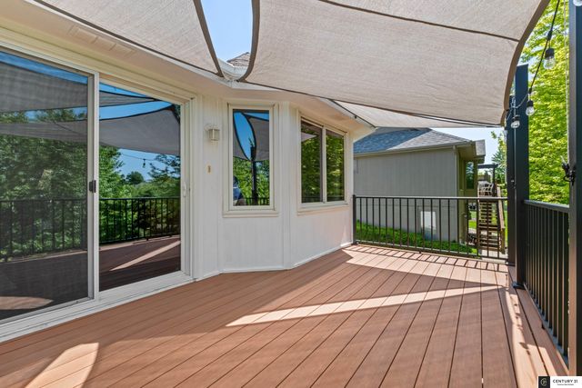 21935 Granada Street, Gretna, NE 68136