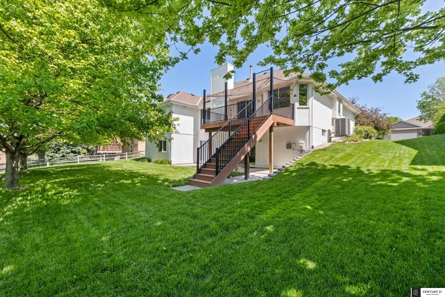 21935 Granada Street, Gretna, NE 68136