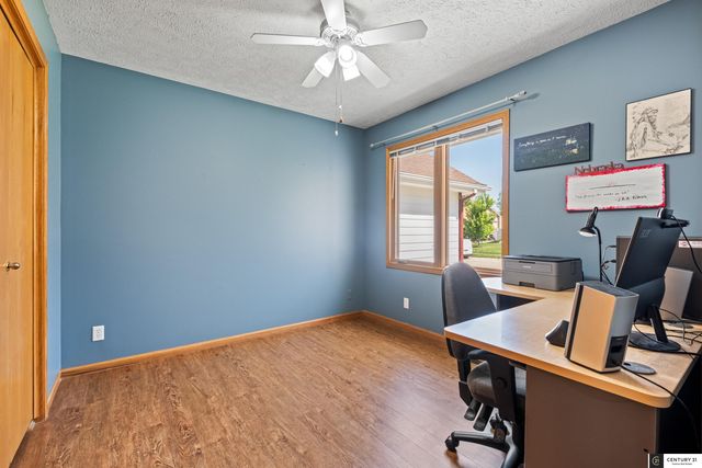21935 Granada Street, Gretna, NE 68136