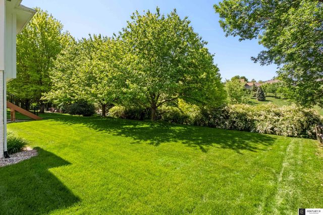 21935 Granada Street, Gretna, NE 68136