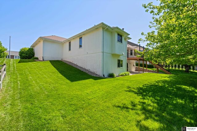 21935 Granada Street, Gretna, NE 68136