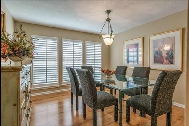 8 Buttonbush Court, The Woodlands, TX 77380