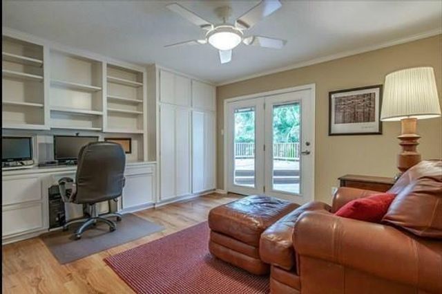 8 Buttonbush Court, The Woodlands, TX 77380