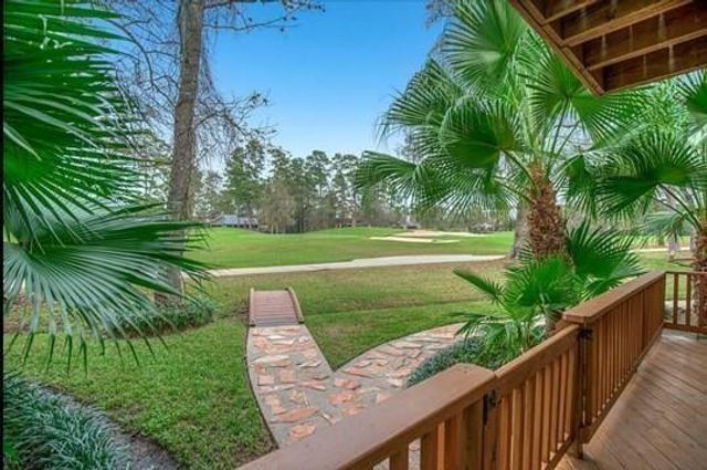 8 Buttonbush Court, The Woodlands, TX 77380