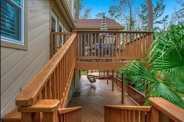 8 Buttonbush Court, The Woodlands, TX 77380