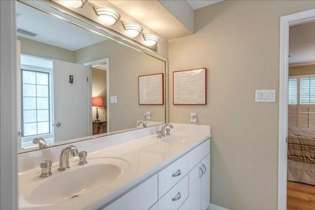 8 Buttonbush Court, The Woodlands, TX 77380