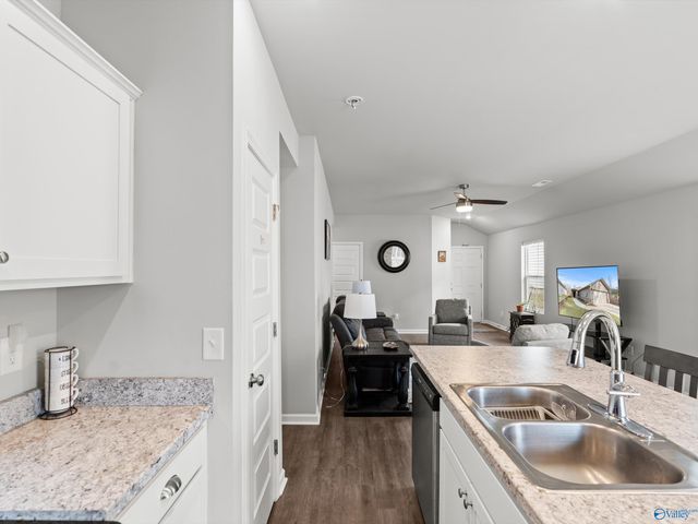 2093 Kilpatrick Lane NW, Cullman, AL 35058