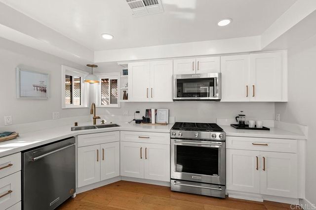 4443 Del Monte Avenue, San Diego, CA 92107