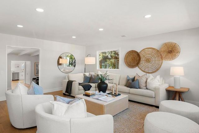 4443 Del Monte Avenue, San Diego, CA 92107