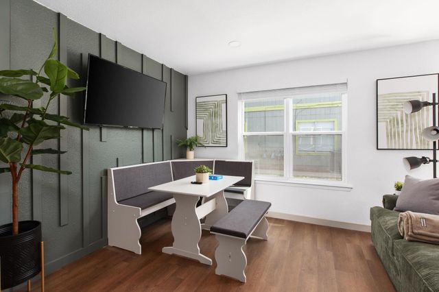 1201 Southport DR A, Austin, TX 78704