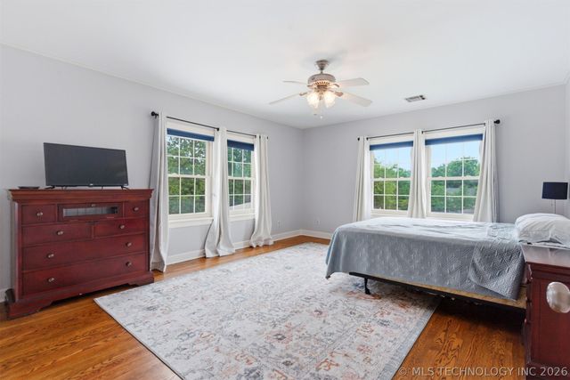 3855 S Utica Avenue, Tulsa, OK 74105