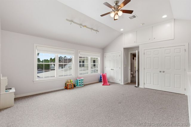 3855 S Utica Avenue, Tulsa, OK 74105