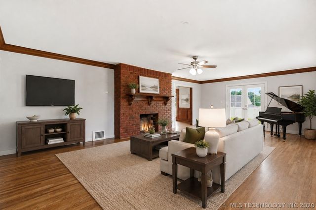 3855 S Utica Avenue, Tulsa, OK 74105