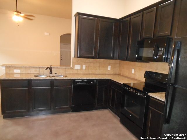 113 JOANNE CV, New Braunfels, TX 78130