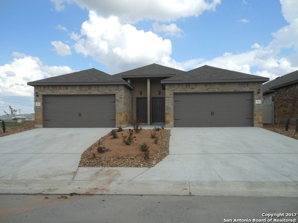 113 JOANNE CV, New Braunfels, TX 78130