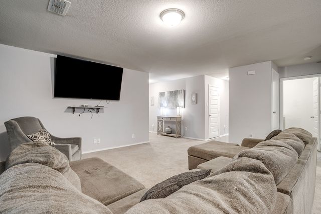 3033 Whitetail Chase Drive, Fort Worth, TX 76108