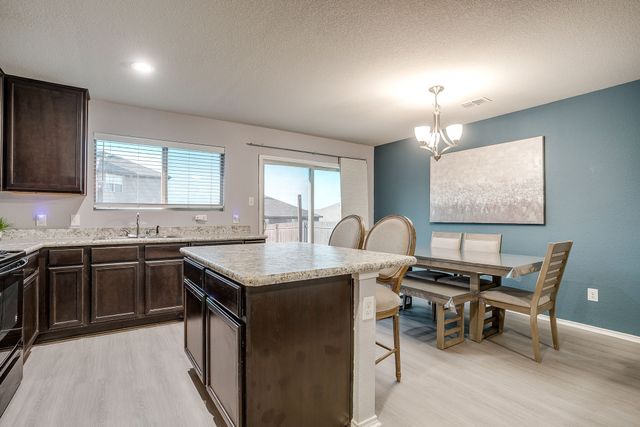 3033 Whitetail Chase Drive, Fort Worth, TX 76108