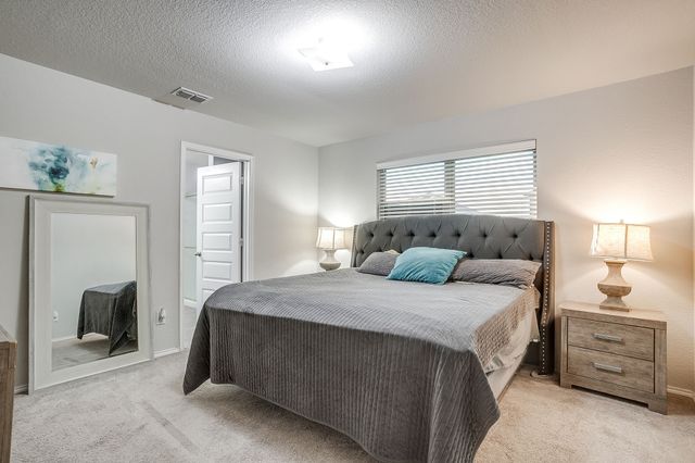 3033 Whitetail Chase Drive, Fort Worth, TX 76108