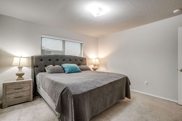 3033 Whitetail Chase Drive, Fort Worth, TX 76108