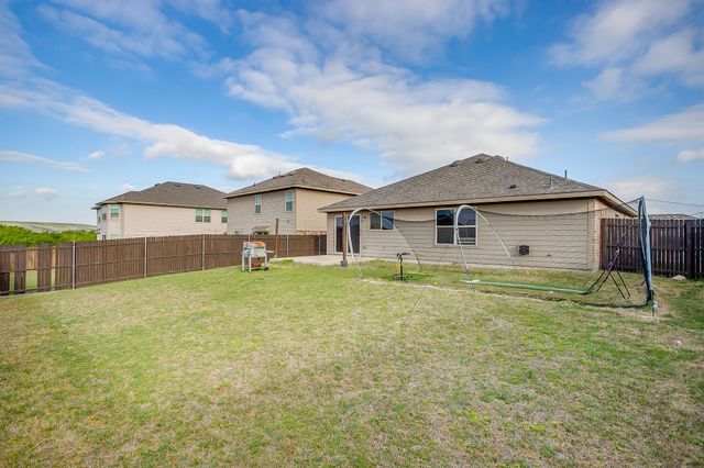 3033 Whitetail Chase Drive, Fort Worth, TX 76108