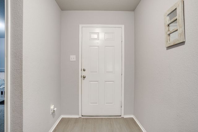 3033 Whitetail Chase Drive, Fort Worth, TX 76108