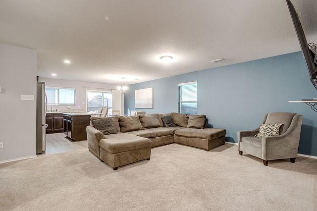 3033 Whitetail Chase Drive, Fort Worth, TX 76108