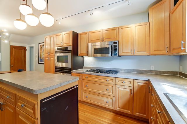 789 Chelsea Avenue, Columbus, OH 43209