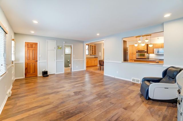 789 Chelsea Avenue, Columbus, OH 43209