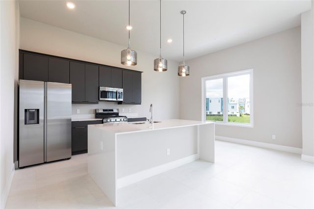 7760 SANDY RIDGE DRIVE 219, Reunion, FL 34747