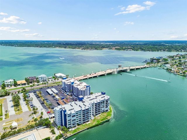 450 TREASURE ISLAND CAUSEWAY 106, Treasure Island, FL 33706