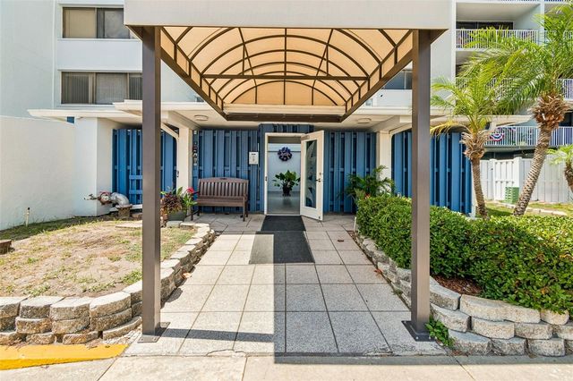 450 TREASURE ISLAND CAUSEWAY 106, Treasure Island, FL 33706
