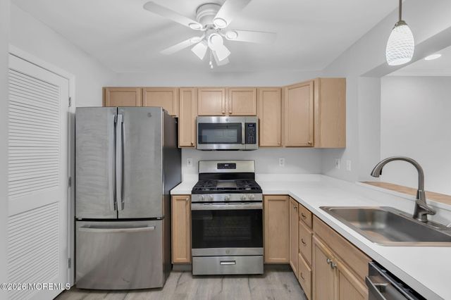 45 Dover Court, Tinton Falls, NJ 07712