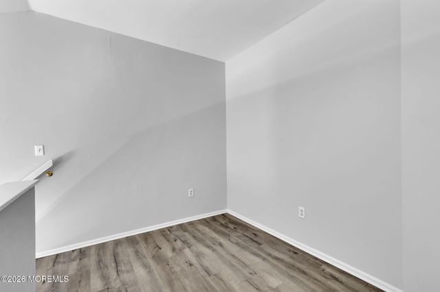 45 Dover Court, Tinton Falls, NJ 07712