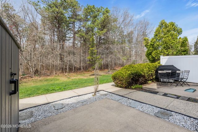 45 Dover Court, Tinton Falls, NJ 07712