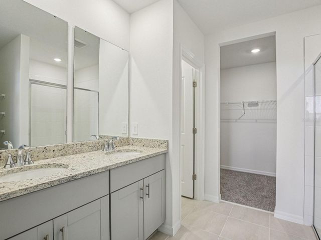 823 SUNSHOWER DRIVE, Lady Lake, FL 32159