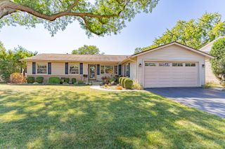 579 Bristol Lane, Elk Grove Village, IL 60007