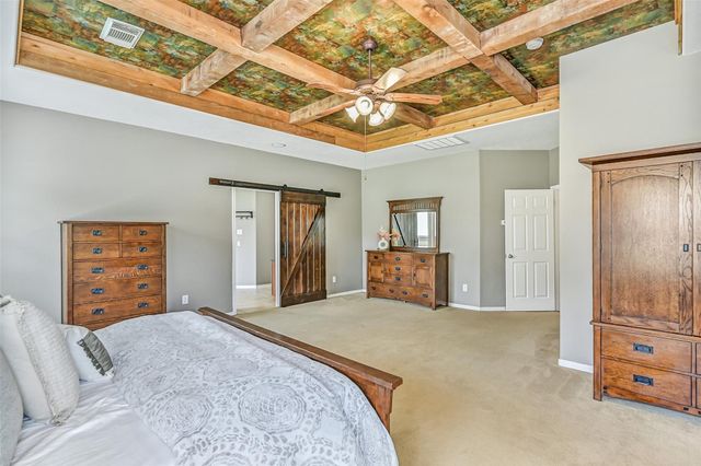 212 Falcon Lake Circle, Friendswood, TX 77546
