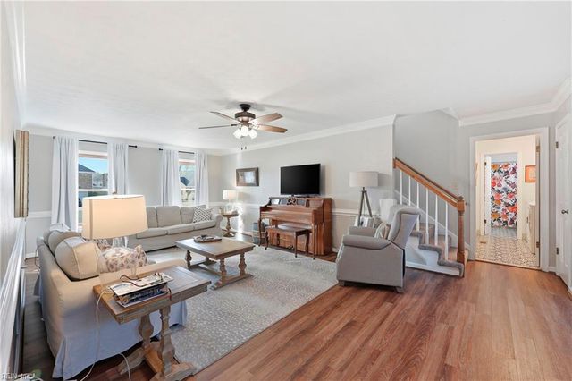 905 Berkely CT, Chesapeake, VA 23322