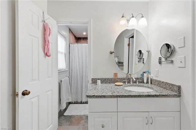 905 Berkely CT, Chesapeake, VA 23322