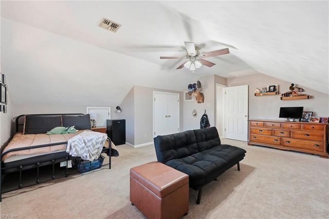 905 Berkely CT, Chesapeake, VA 23322