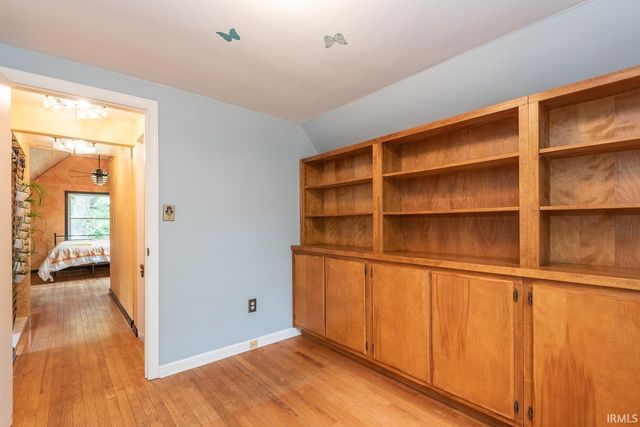 390 S Lori Lane, Bloomington, IN 47401
