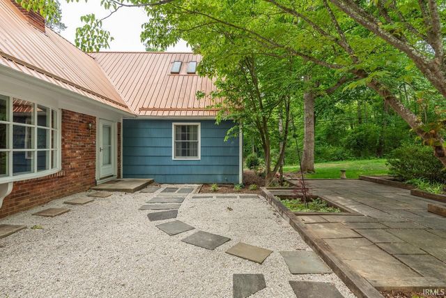 390 S Lori Lane, Bloomington, IN 47401