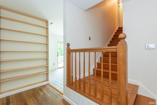 390 S Lori Lane, Bloomington, IN 47401
