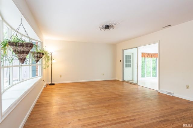 390 S Lori Lane, Bloomington, IN 47401