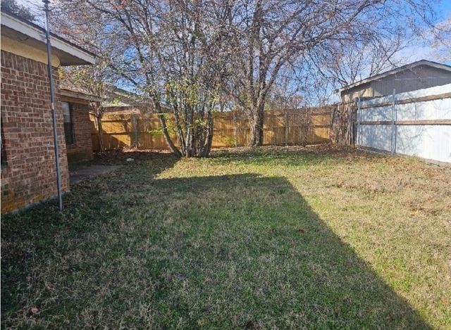 1900 Wurzburg Drive, Fort Worth, TX 76134