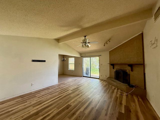 1900 Wurzburg Drive, Fort Worth, TX 76134